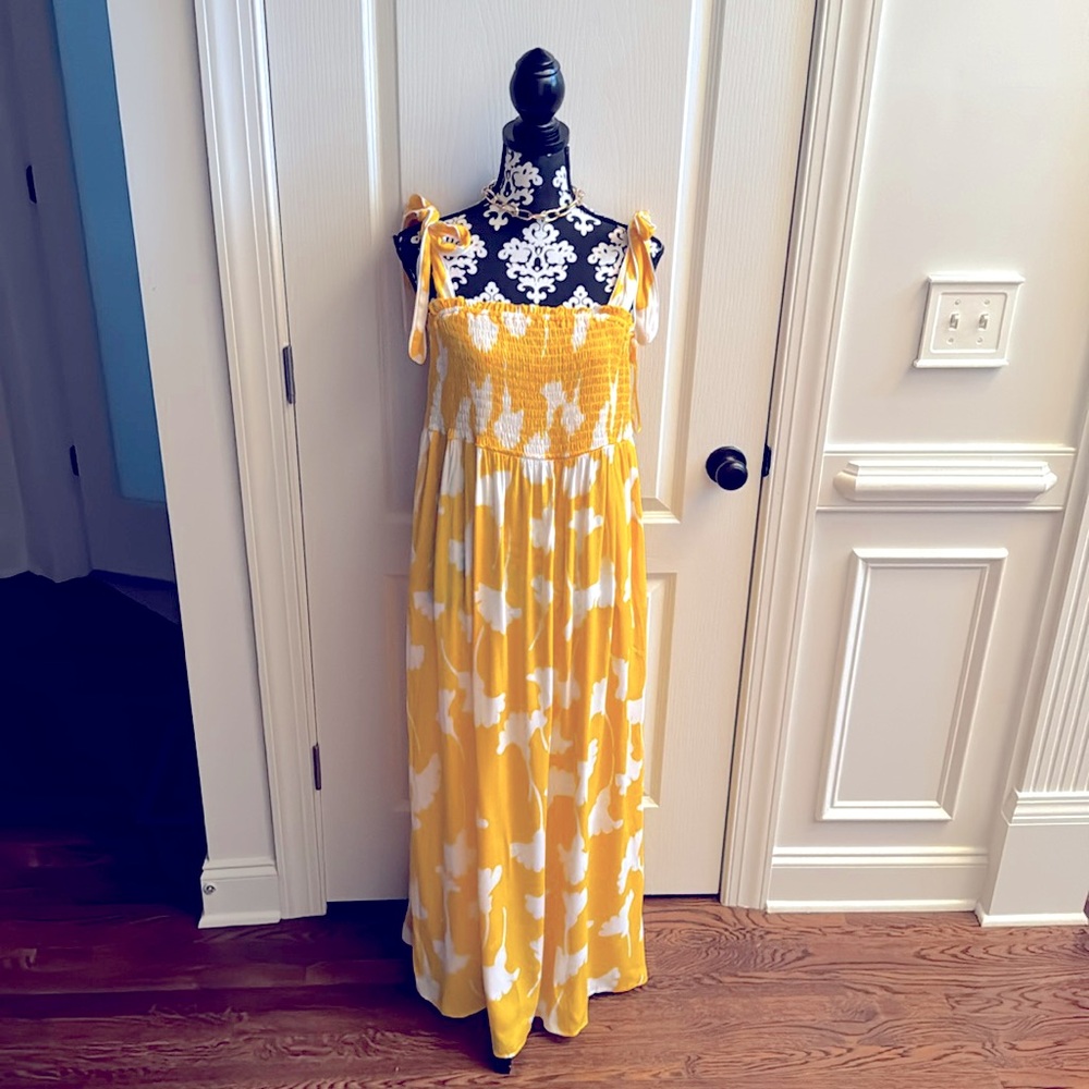 Diane Von Furstenberg Yellow and White Tie-Shoulder Maxi Dress